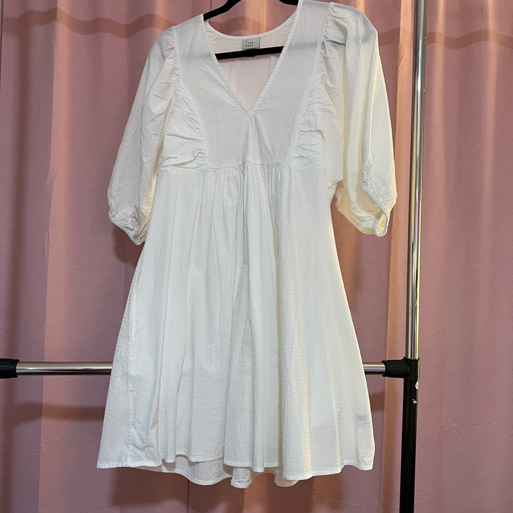 A New Day Women’s white puff shirt sleeve dress
